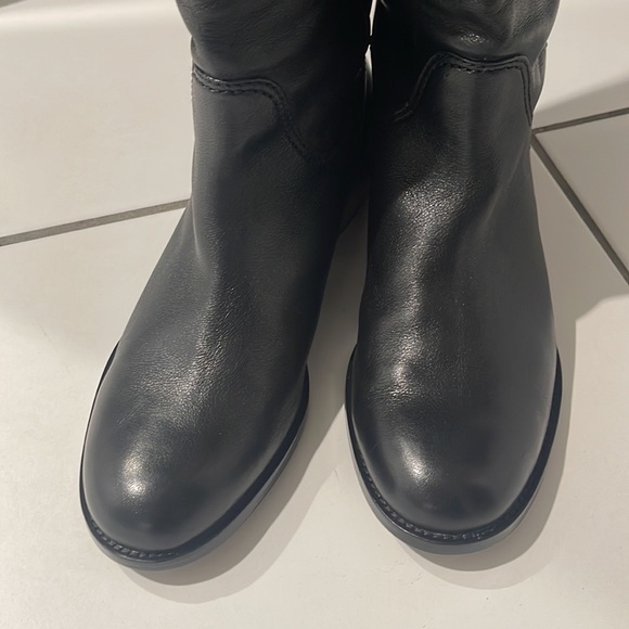 COACH Nancye Riding Leather Knee High Boots in Black Size 10. Beautiful shape! - Picture 4 of 5